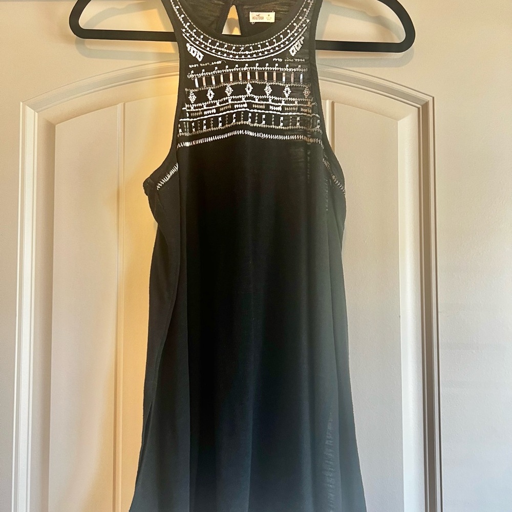 Hollister Black and White Embroidered Tank Top